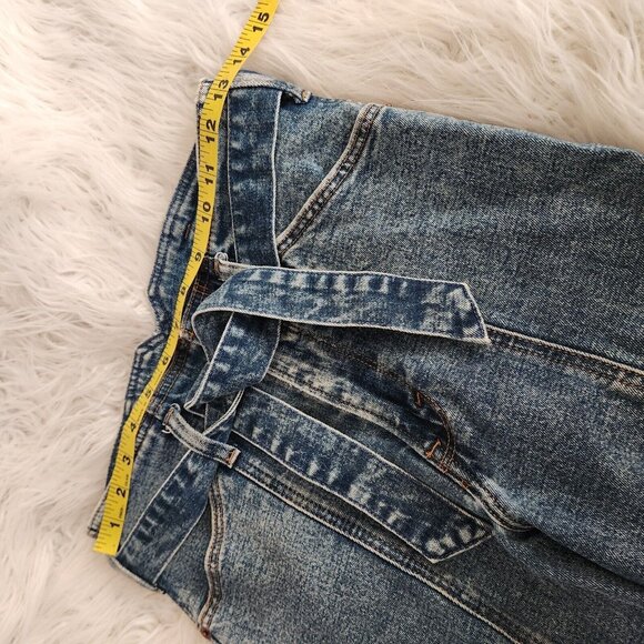 Abercrombie & Fitch Ultra High Rise Mom Jeans Belted Acid Wash Sz 26 2S (26x23") - Picture 9 of 14